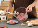 Multifunctional grinding meat grinder